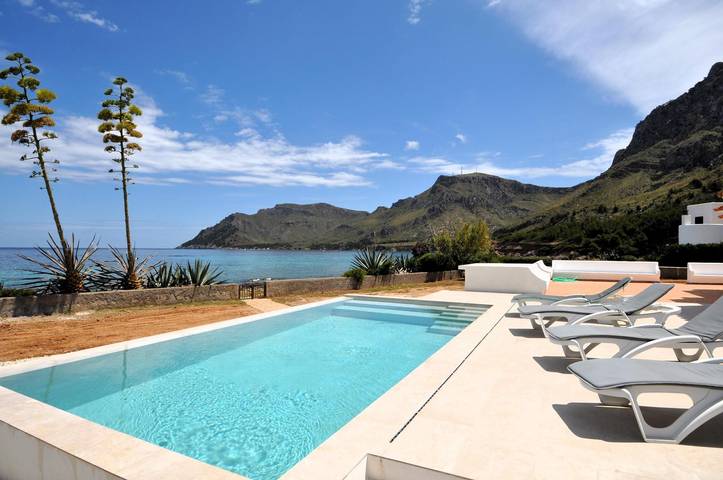 Ferienhaus für 8 Personen, mit Seeblick und Garten in Artà