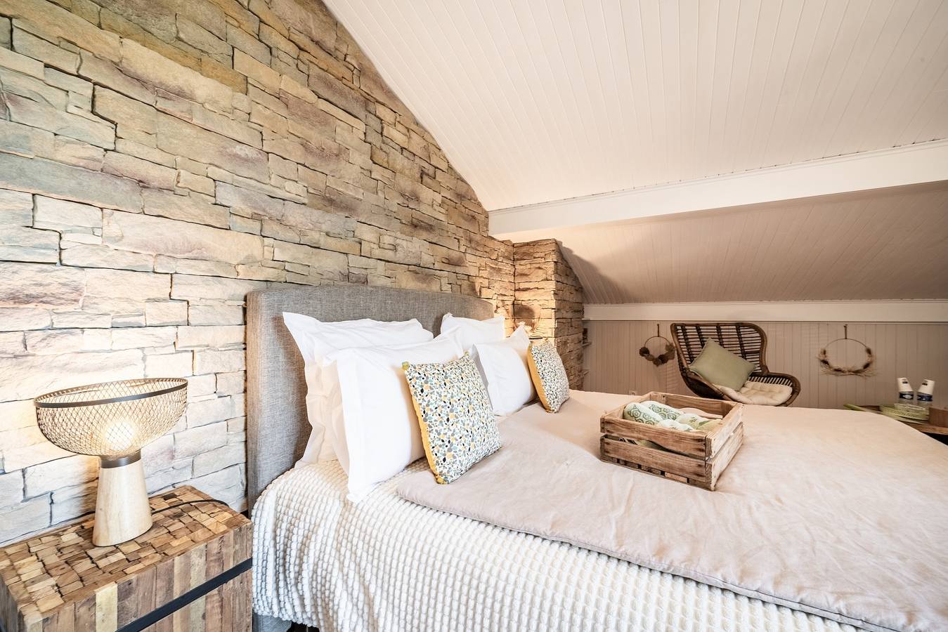 Chambre d’hôtes « Chambre Aventurine » avec vue montagne, piscine partagée et Wi-Fi in Fillière, Région d'Annecy