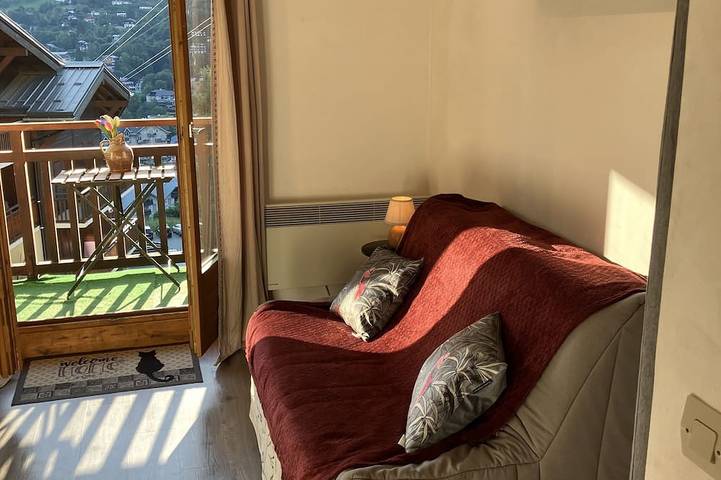 Apartamento entero, Studio with a balcony, 5 minutes from downtown and shops. Pets Welcome in Saint-Gervais-les-Bains, Pays du Mont-Blanc
