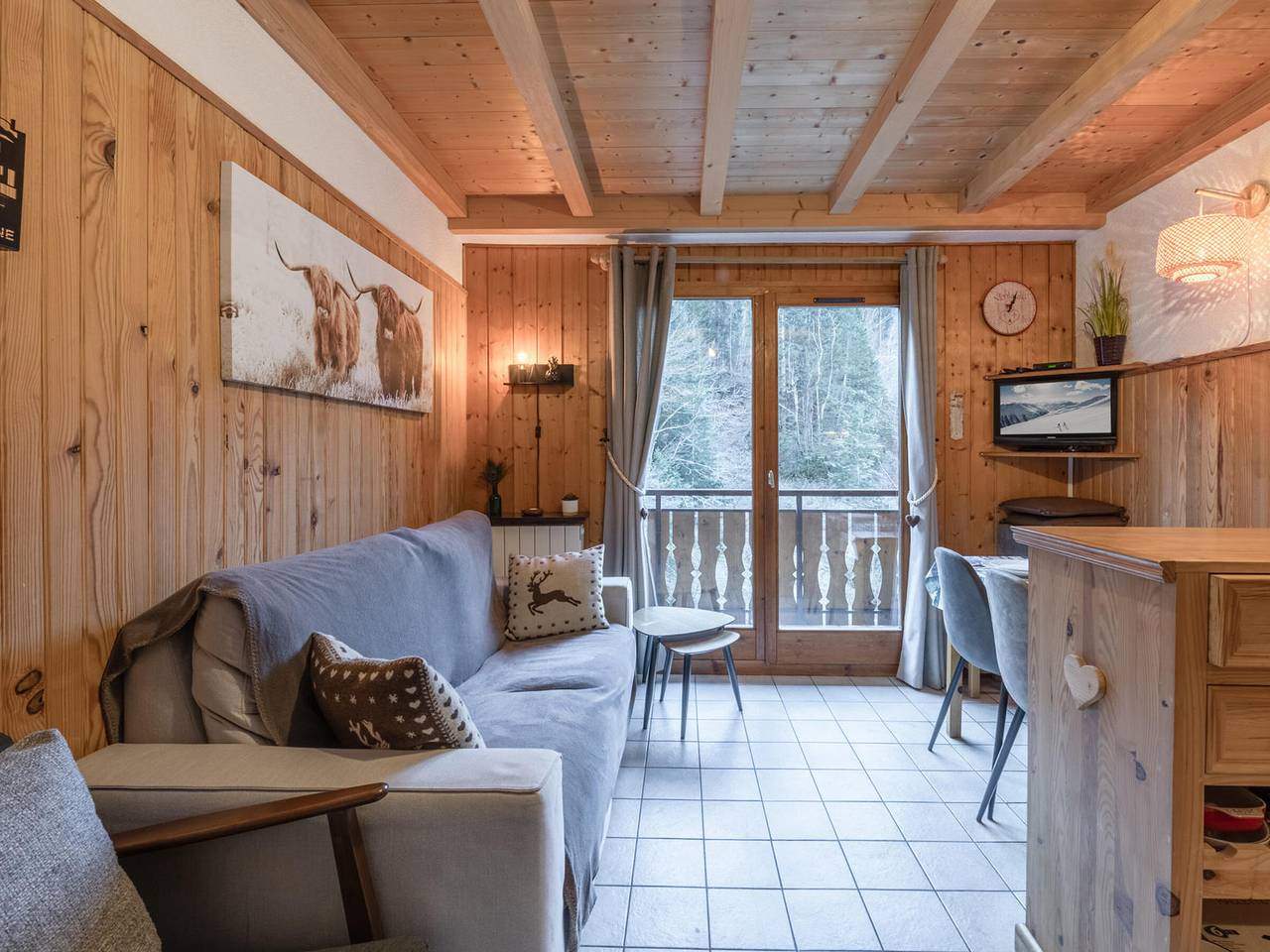 Entire apartment, Apartment 4-6 ppl at Morzine slopes, pets allowed, parking in Morzine, Les Portes du Soleil