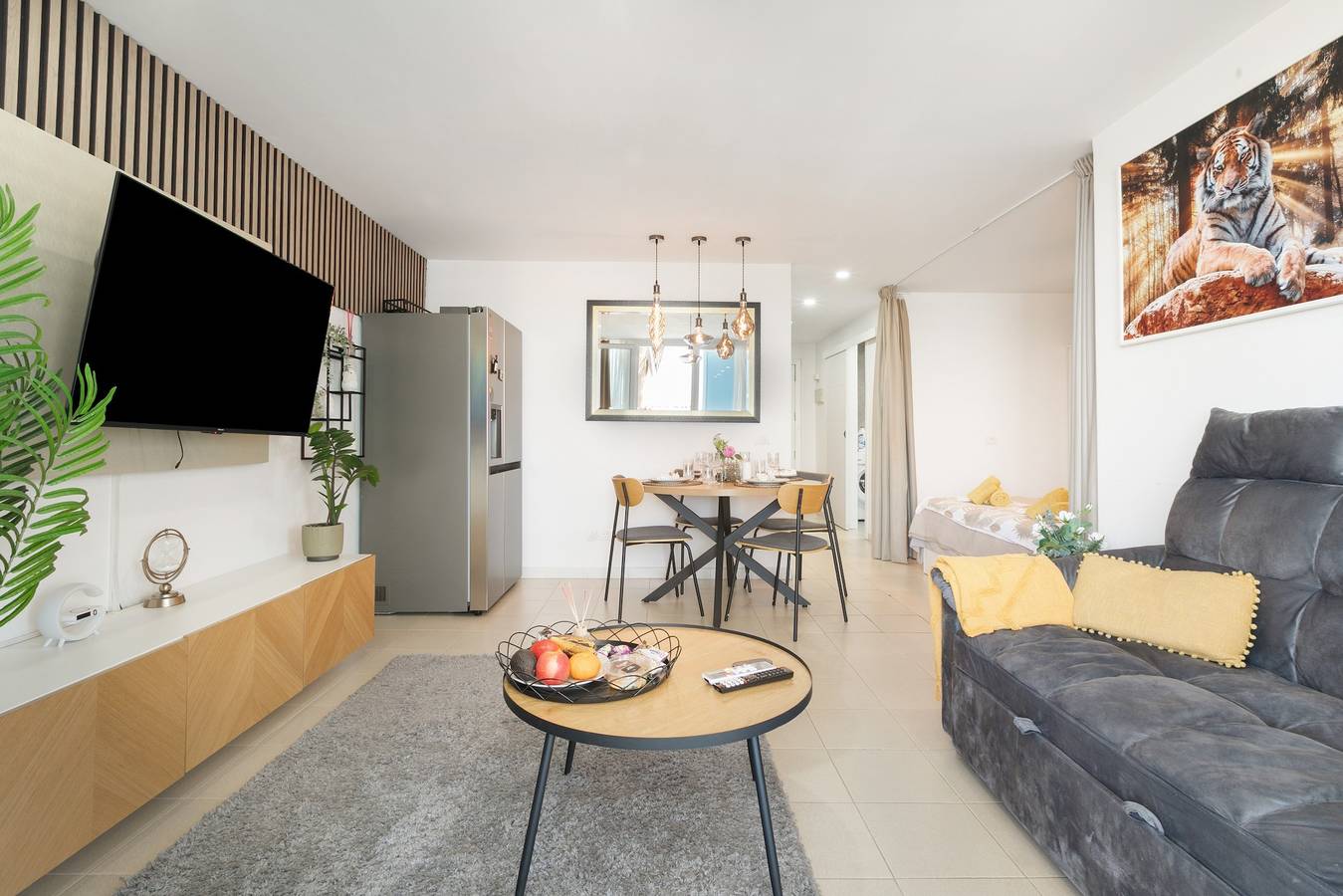 Entire apartment, Vacation Apartment 'Infinity Summer' with Mountain View, Wi-Fi and Air Conditioning in Las Adelfas, San Miguel de Abona