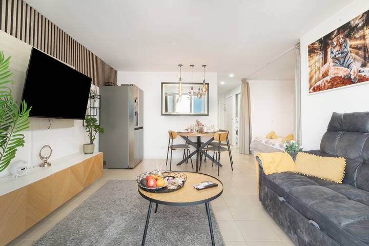Ganze Wohnung, Ferienwohnung „Infinity Summer“ mit Bergblick, WLAN und Klimaanlage in Las Adelfas, San Miguel de Abona