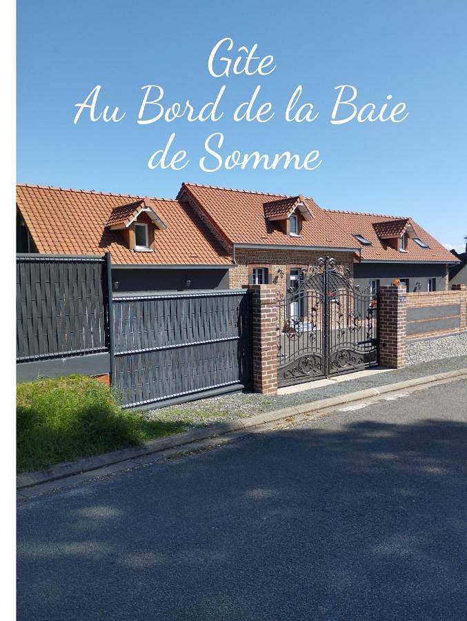 Location de vacances pour 3 personnes, avec terrasse et jardin à Quesnoy-le-Montant