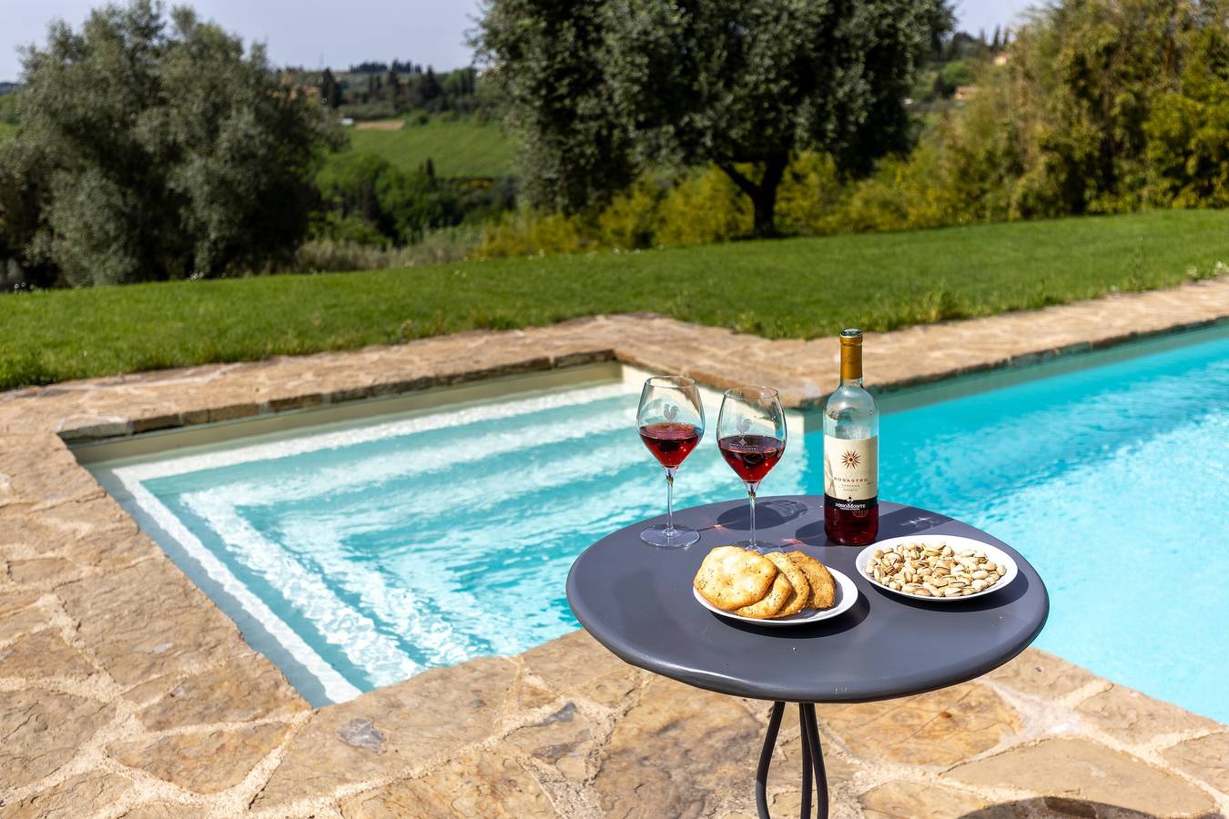Agriturismo "Podere San Bartolo - Casa Colonica 3" con piscina condivisa, terrazza privata e Wi-Fi in Barberino Val d'Elsa, Barberino Tavarnelle