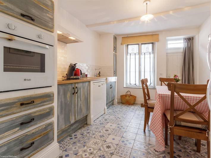 Gemütliches Ferienhaus mit privater Terrasse, Haustiere erlaubt in Cosne-Cours-sur-Loire, Loire-Tal