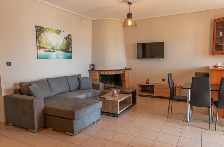 Gîte pour 6 personnes, avec balcon et vue dans Carystos - 3