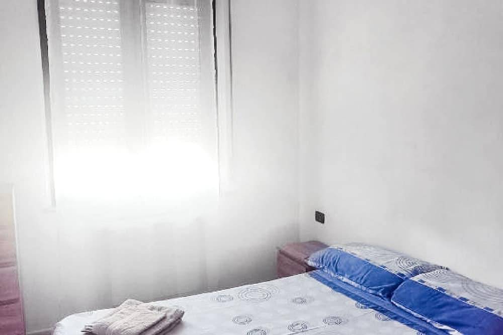 Entire apartment, Apartment in Oristano, one bedroom in Oristano, Campidano