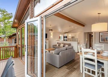 Chalet for 4 People in St. Helens, Isle of Wight, Photo 2