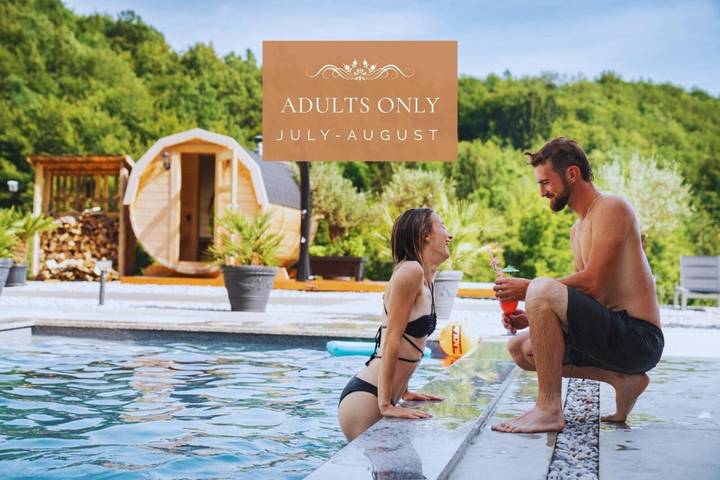 Villa für 4 Personen, mit Pool und Sauna sowie Garten und Whirlpool in Slowenien