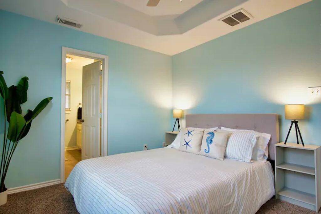 Seabreeze Sueños ※ Surfside Abode a Walk to Beach in Brazoria County