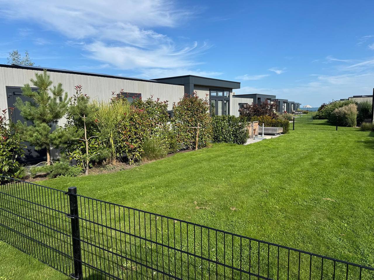 Neu: jetzt mit Zaun - Enkhuizer Strandchalet 257 - für Ihren Urlaub am Meer in Enkhuizen, Ijsselmeer