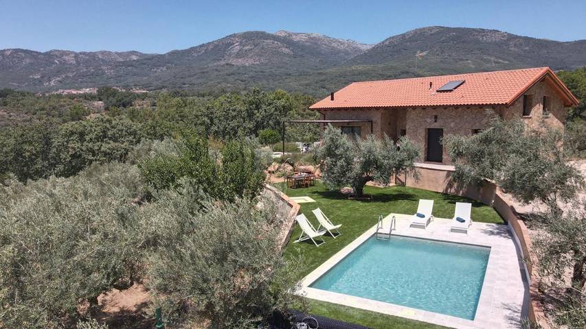 Villa für 7 Personen, mit Ausblick und Garten sowie Pool, mit Haustier - 1