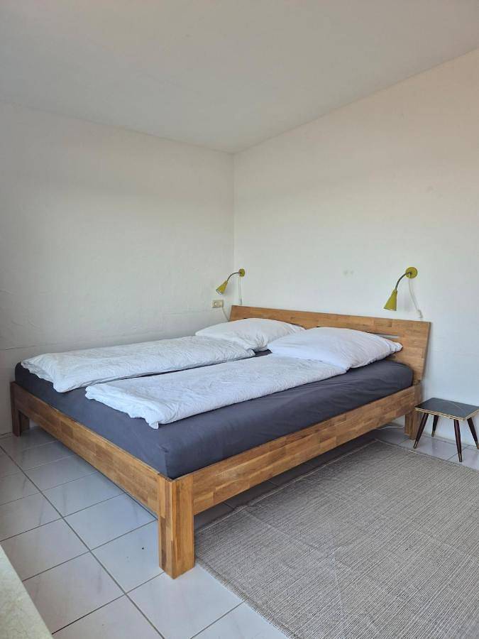 Ferienhaus für 4 Personen, mit Terrasse und Garten sowie Seeblick und Ausblick in Klingberg - 4