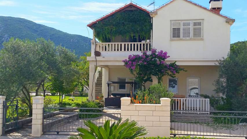 Ganze Wohnung, Apartman s terasom in Ston, Dubrovnik-Neretva