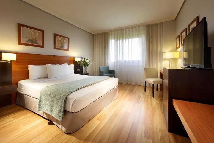 Hotel para 10 personas, con jardín - 1