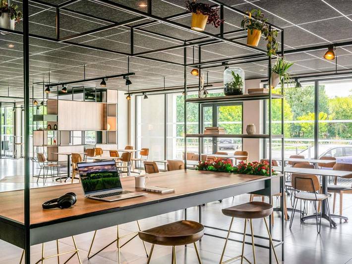 Hôtel pour 2 personnes, avec Terrasse et Piscine à Carbon-Blanc - 2