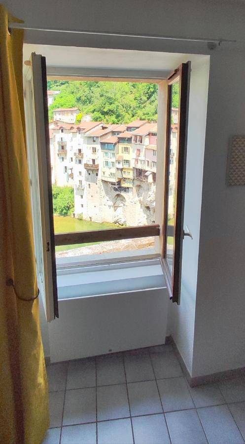 Appartement entier, One-Bedroom Apartment in Pont-en-Royans, Parc naturel régional du Vercors