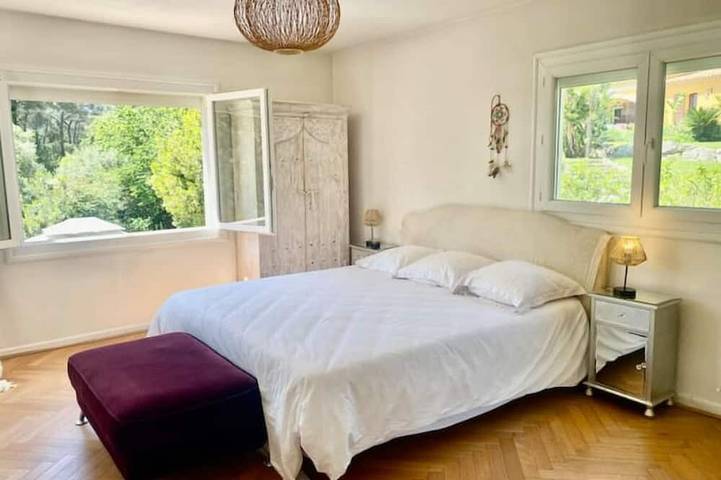 Villa pour 10 personnes, avec terrasse et jardin à Roquefort-les-Pins - 3