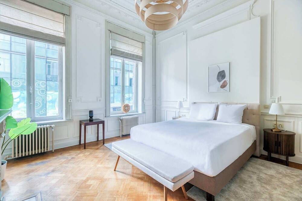 Entire apartment, Deluxe Two-Bedroom Mas in Brussels, Brussels region