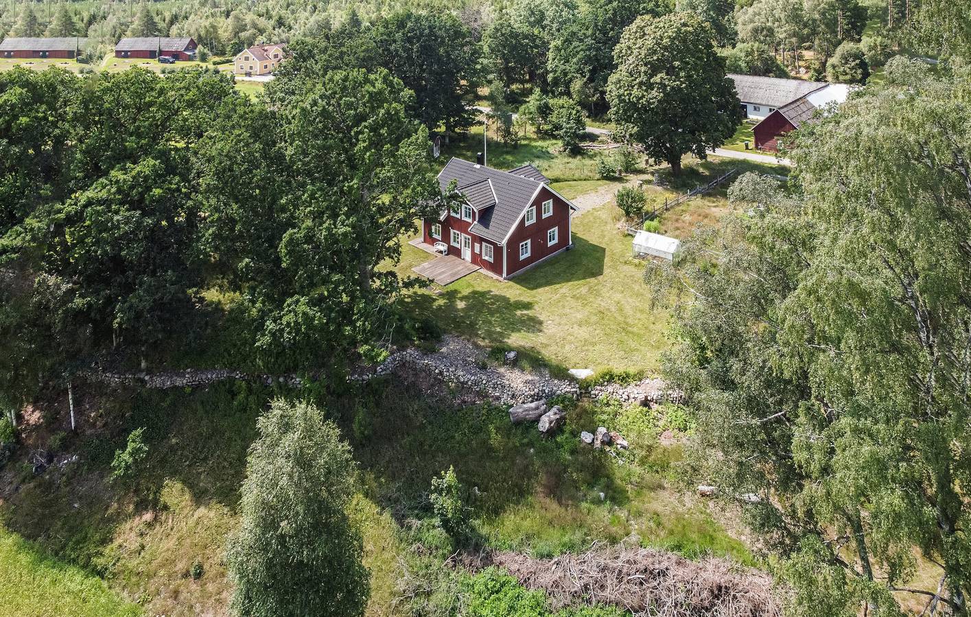 Hus för 8 Personer med trädgård in Kronobergs
