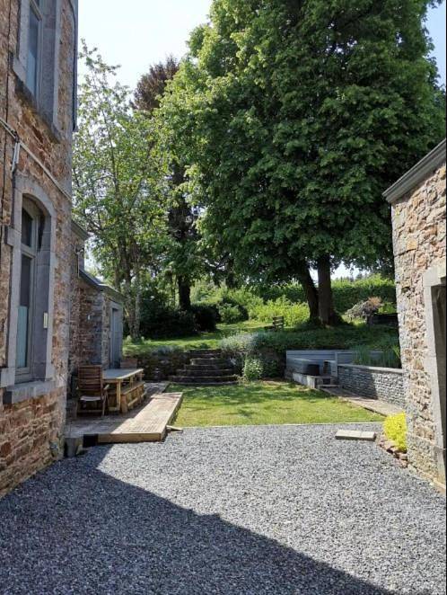 Location de vacances pour 14 personnes, avec sauna ainsi que jardin et vue à Wellin - 3