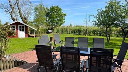 Ferienwohnung für 10 Personen, mit Garten und Terrasse in Ockholm