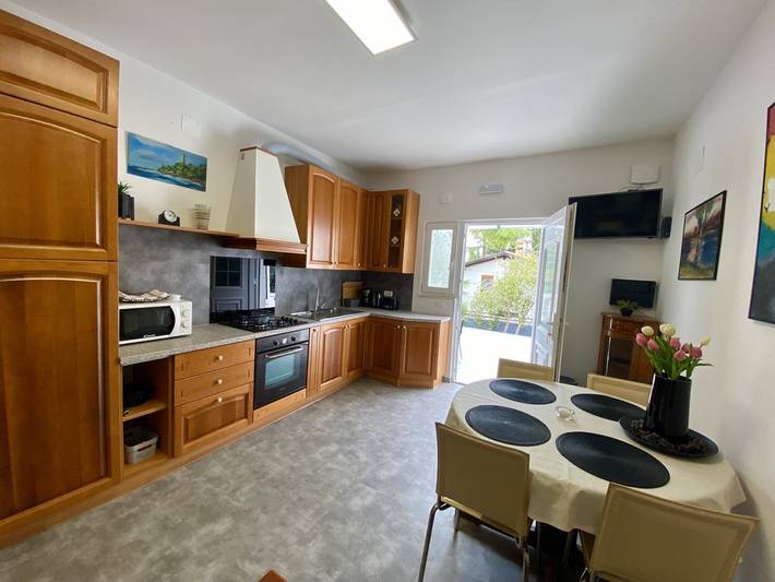 Ferienwohnung für 4 Personen, mit Garten und Terrasse