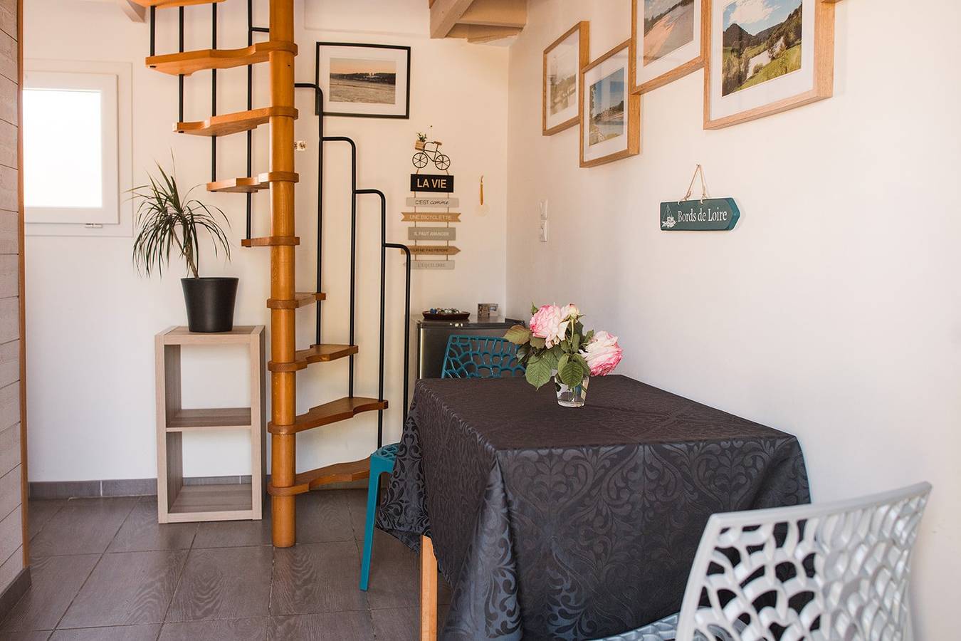 Pdj bio local, apéro offert... La Biocyclette sur Loire - Le logis de la Biocyclette, chambre d'hôtes, 700 m Loire in La Ménitré, Vallée de la Loire