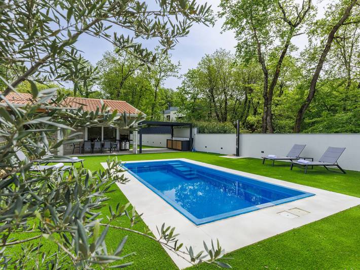 Ferienhaus für 8 Personen, mit Terrasse