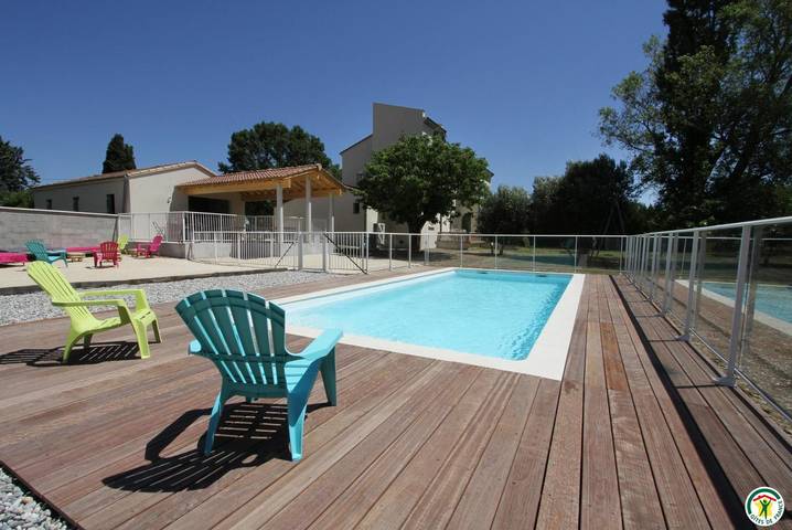 Gîte für 15 Personen, mit Garten und Pool sowie Terrasse