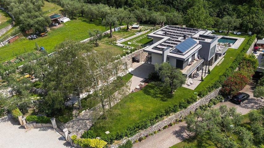 Ferienwohnung für 4 Personen, mit Sauna und Pool sowie Whirlpool und Balkon in Arco - 3