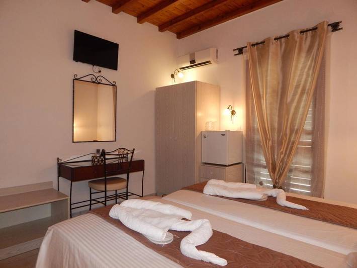 Chambre d’hôte pour 4 personnes, avec jardin dans Tinos - 2