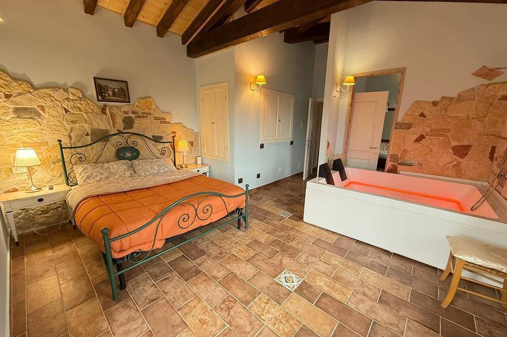 Scappo in Umbria, Casale Rusinè in Narni, Provincia di Terni