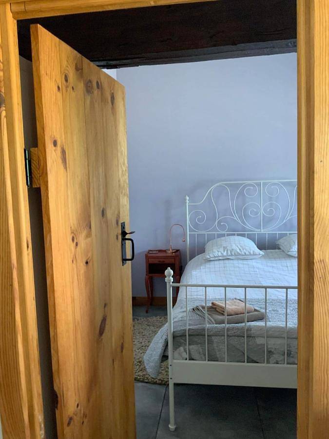 Appartement entier, One-Bedroom Apartment in Huelgoat, Région de Châteaulin