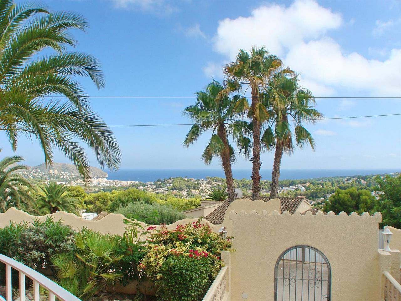 Villa íntima con piscina privada, Wifi y estacionamiento en Moraira in Teulada, Costa Blanca