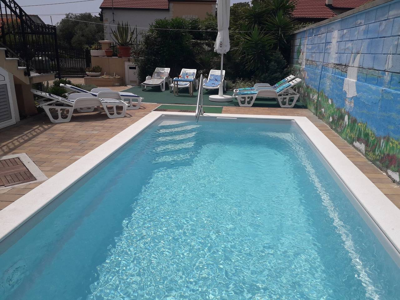 Casa di vacanza in Ugliano (Ugljan) con terrazzo, Climatizzazione, Wifi, Lavatrice (4679-2) in Ugljan Città, Ugliano