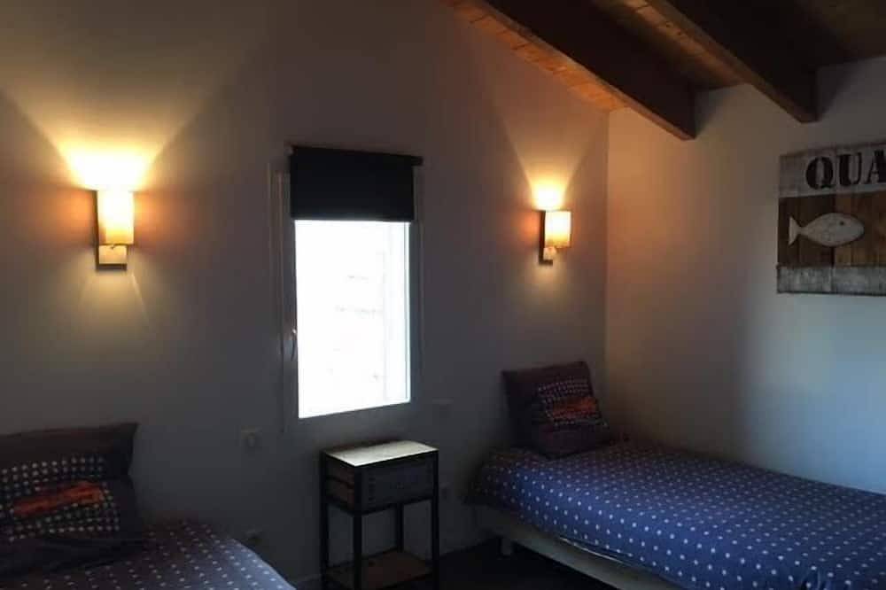 Appartement entier, Cotiloft - Appartement/Terrasse 4* climatisé au cœur de La Cotinière in La Cotinière, Saint-Pierre-d'Oléron