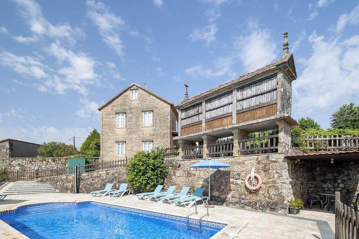 Villa for 6 people, with garden, with pets - 1