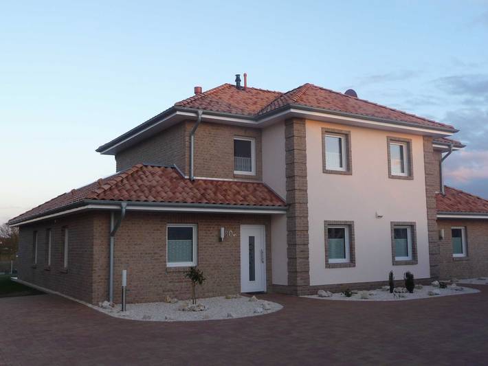 Ferienwohnung für 2 Personen, mit Terrasse und Seeblick sowie Ausblick