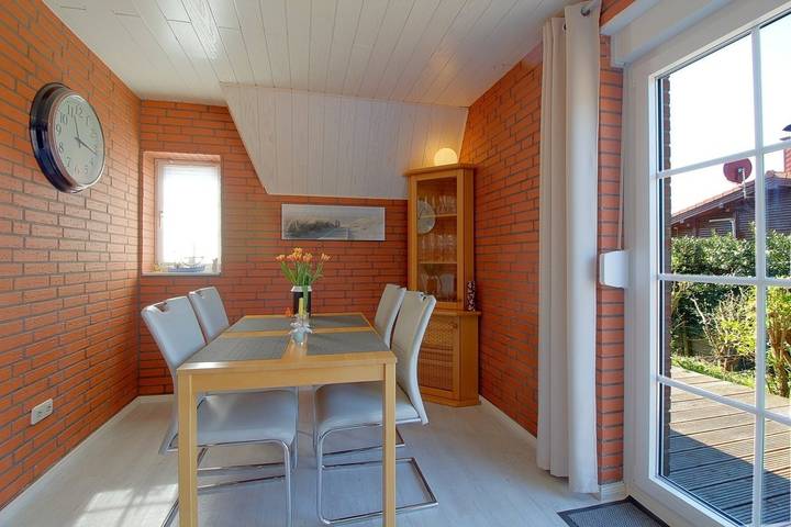 Ferienhaus für 4 Personen, mit Terrasse und Garten in Nordholz - 3