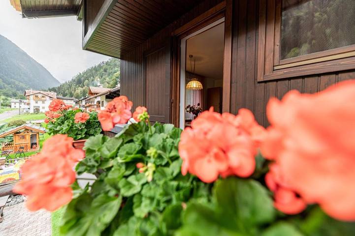 Gîte pour 6 personnes, avec vue et jardin dans Pracorno Di Rabbi - 4