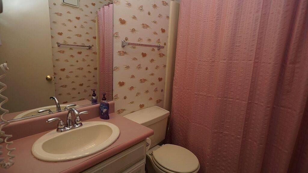 Ganze Wohnung, Oceanfront 2Br / 2 Bath Condo mit Pool und renovierter Küche, King Adjustable Bed in South Rodanthe, Pamlico Sound