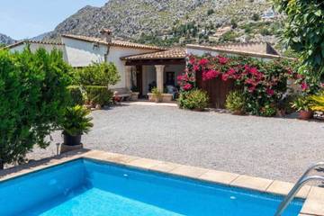 Villa in Pollença, Serra de Tramuntana für 8 