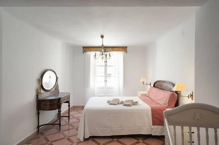 Luxushaus in Íllora - 6 Schlafzimmer, Terrasse, WLAN in Illora, Granada Provinz