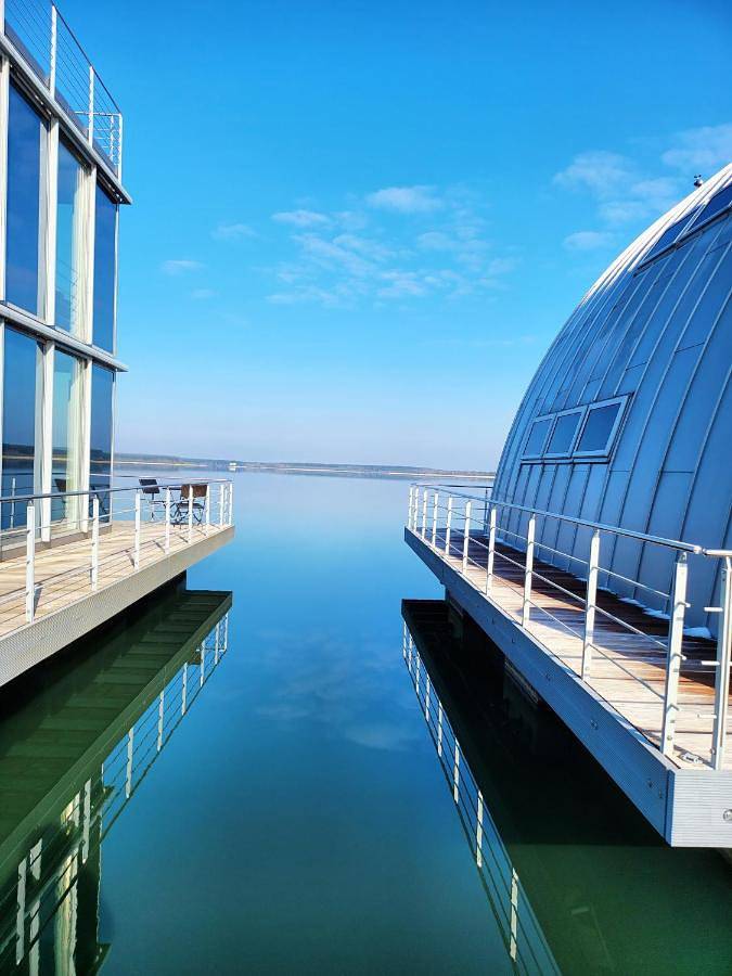 Villa für 4 Personen, mit Seeblick und Balkon sowie Ausblick und Sauna in Sachsen - 3