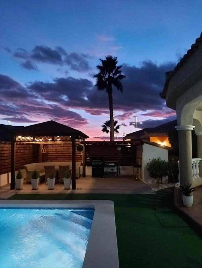 Chalet para 6 personas, con Terraza y Jardín además de Piscina y Vistas en Huerta de Murcia