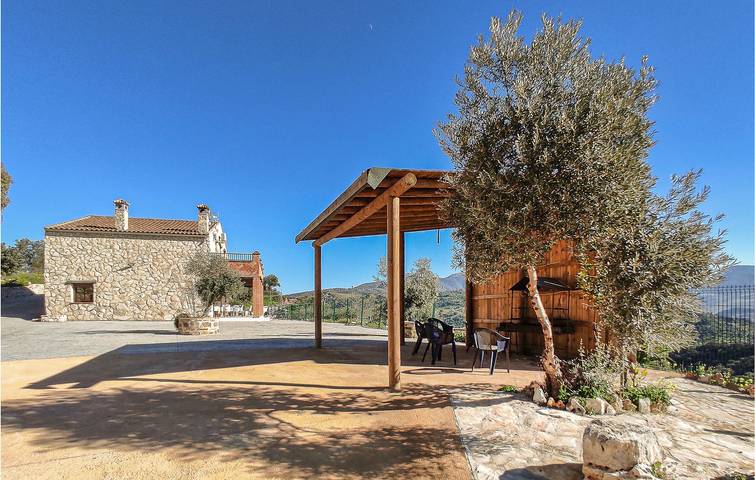 Amplio apartamento con piscina y terraza in Algodonales, Pueblos Blancos