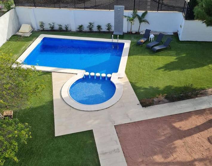 Villa pour 12 personnes, avec jardin et vue ainsi que bassin pour enfant et piscine à Alicante - 3
