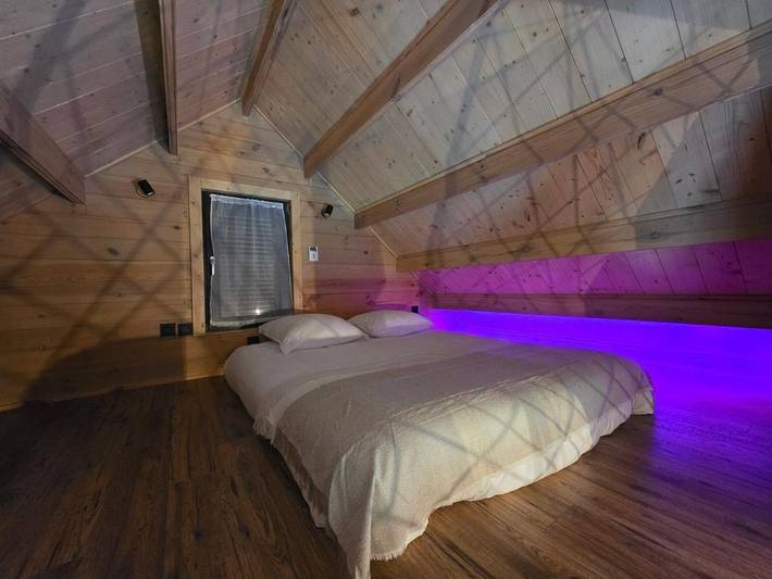 Gîte pour 4 personnes, avec jardin et terrasse à Vitrac (Puy-de-Dôme) - 2