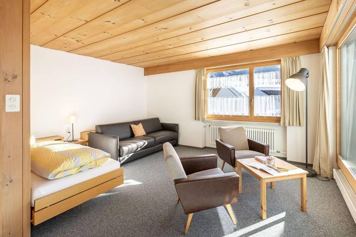 Ferienwohnung für 4 Personen, mit Garten in Graubünden - 2